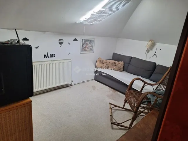 Eladó ház Neszmély 134 nm