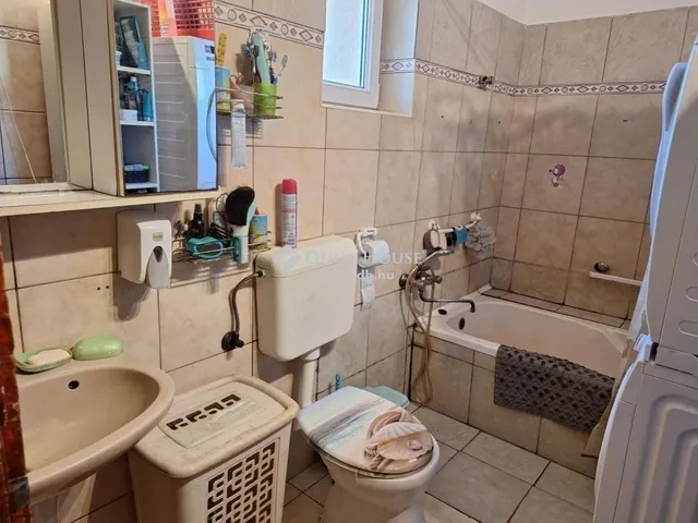 Eladó ház Neszmély 134 nm