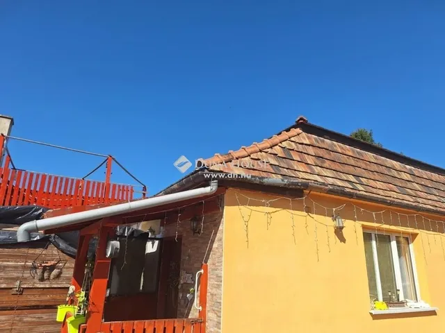 Eladó ház Neszmély 134 nm