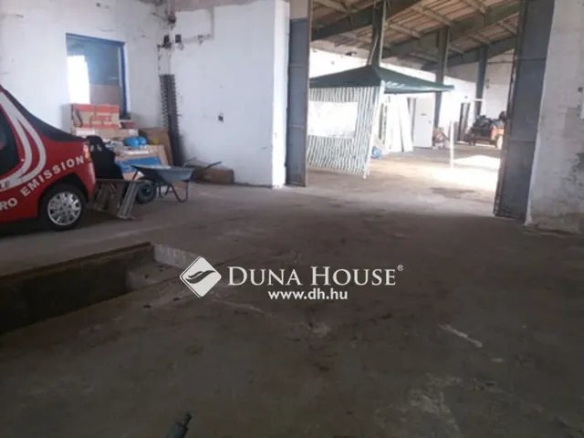 Kiadó kereskedelmi és ipari ingatlan Bodajk 500 nm