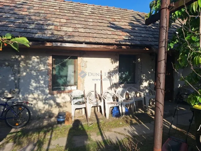 Eladó ház Neszmély 40 nm