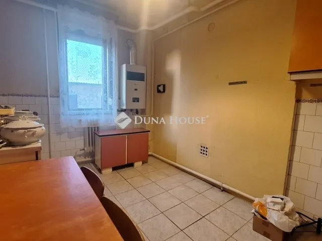 Eladó lakás Sárbogárd 96 nm