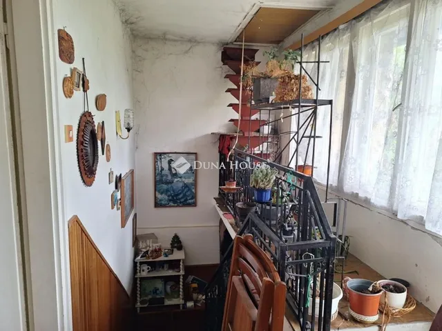 Eladó ház Dunaalmás 140 nm