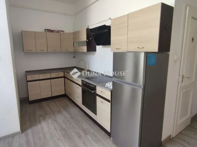 Eladó lakás Kápolnásnyék 93 nm