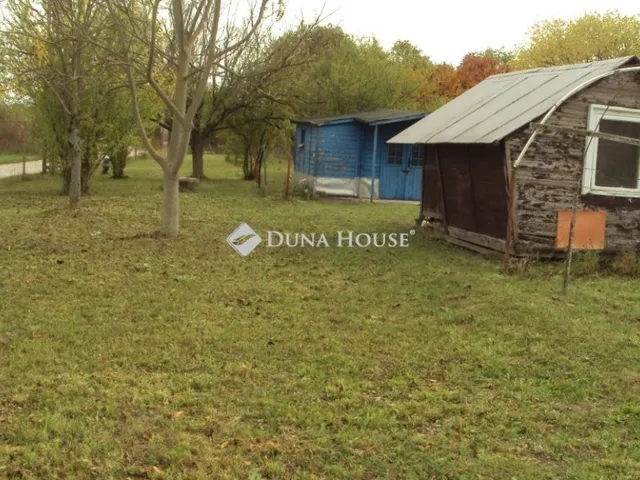 Eladó telek Székesfehérvár 791 nm