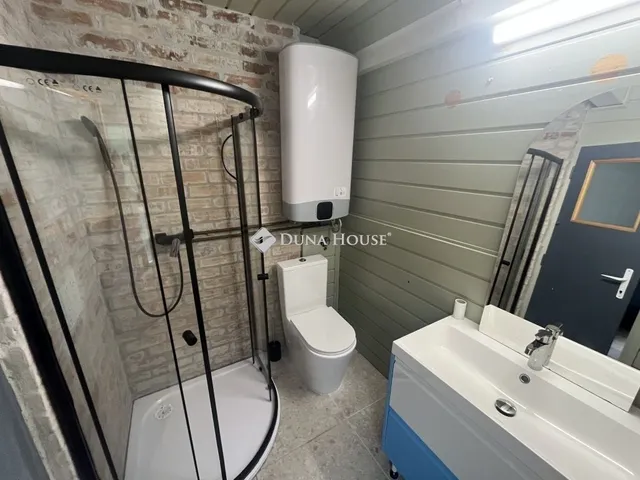 Eladó ház Kulcs 50 nm