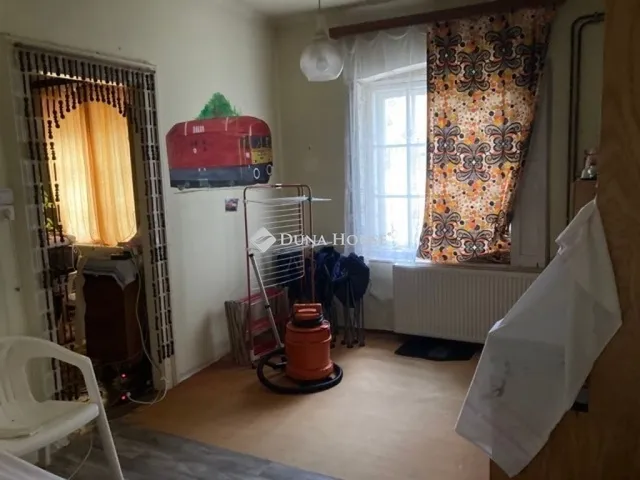 Eladó ház Dunaalmás 120 nm