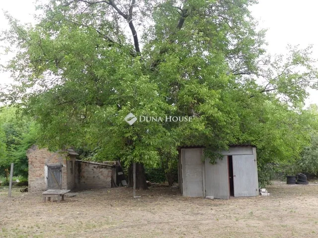 Eladó ház Dunaalmás 120 nm