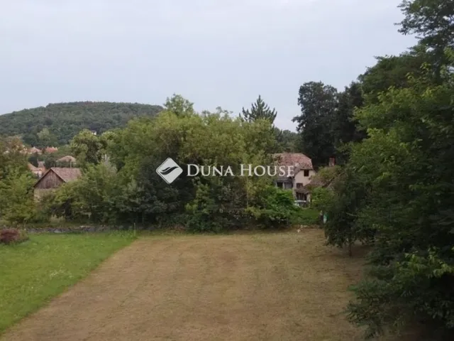 Eladó ház Dunaalmás 120 nm