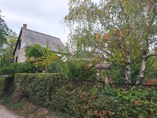 Eladó üdülő és hétvégi ház Neszmély 70 nm