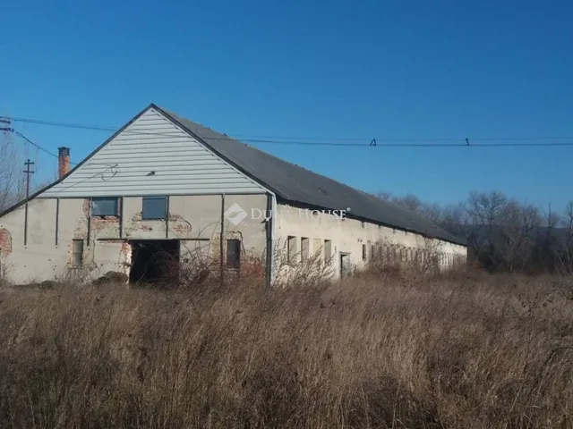 Eladó mezőgazdasági ingatlan Bodajk 550 nm