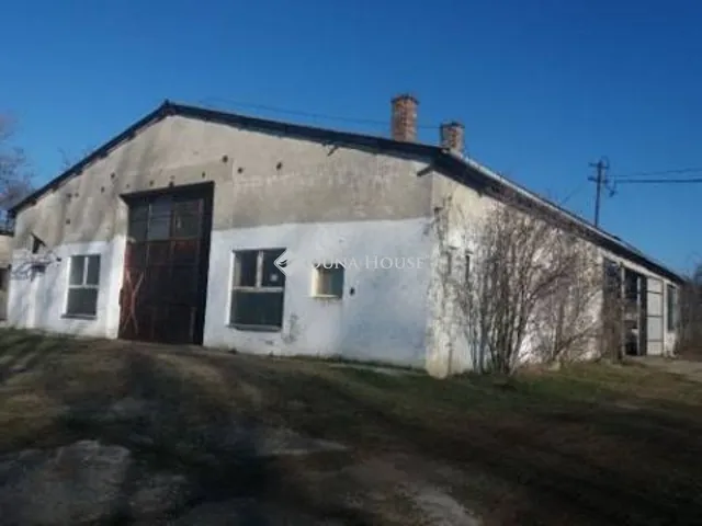 Eladó mezőgazdasági ingatlan Bodajk 550 nm