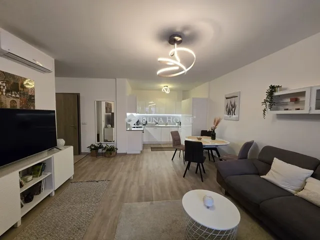 Eladó lakás Székesfehérvár 74 nm