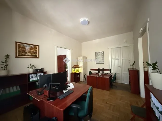 Eladó lakás Székesfehérvár 172 nm