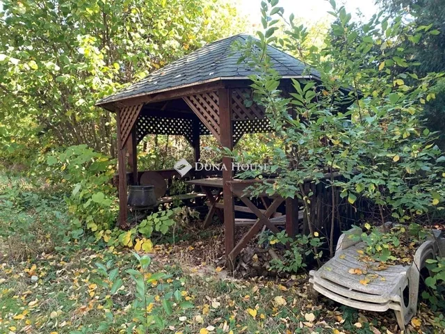 Eladó telek Gárdony 975 nm