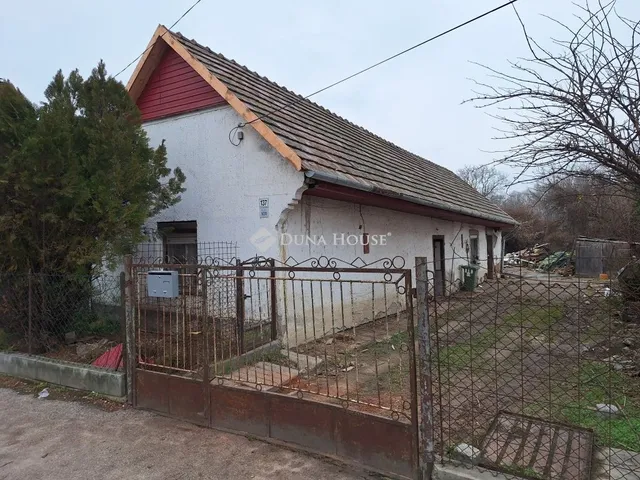 Eladó ház Neszmély 60 nm