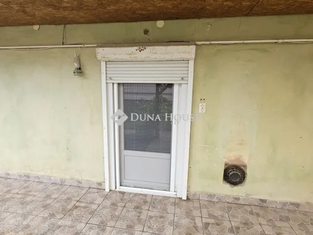 Eladó ház Lajoskomárom 68 nm