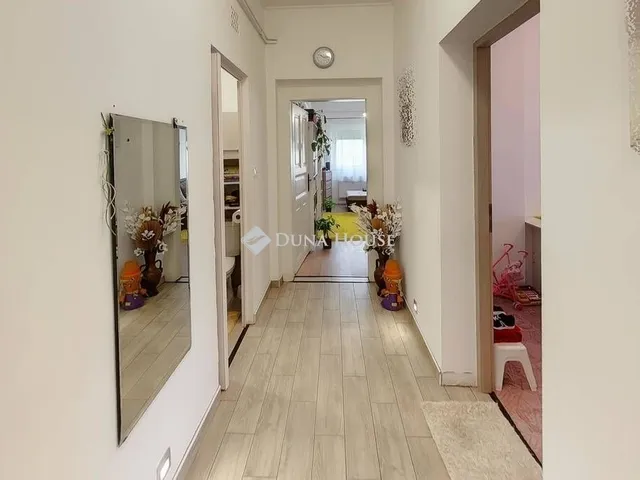 Eladó ház Tata, Tóváros 126 nm