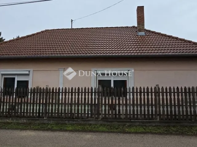 Eladó ház Sárbogárd 88 nm