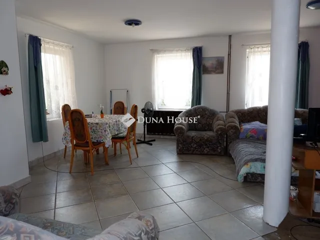 Eladó ház Pákozd 90 nm