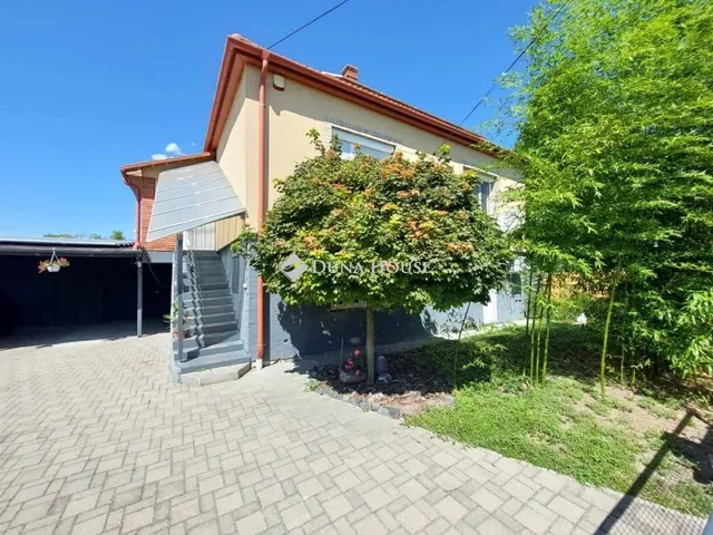 Eladó ház Székesfehérvár 200 nm