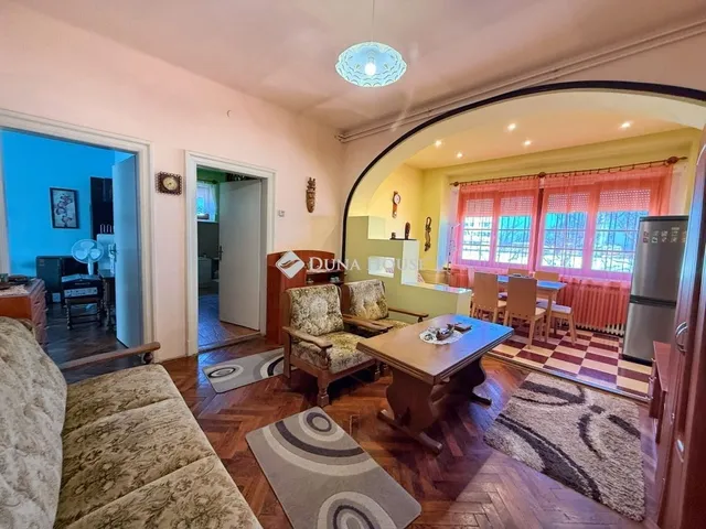 Eladó lakás Pétfürdő 63 nm