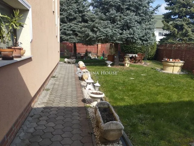 Eladó ház Székesfehérvár 200 nm