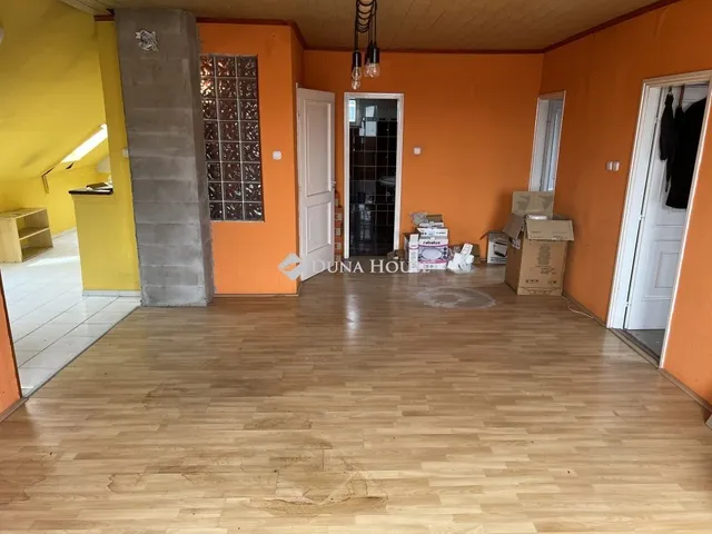 Eladó ház Sárbogárd 295 nm