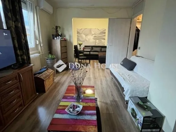 Eladó lakás Pétfürdő 59 nm