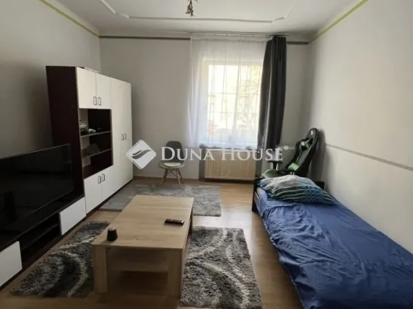 Eladó lakás Várpalota 39 nm