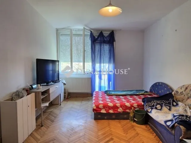 Eladó lakás Hajmáskér 42 nm