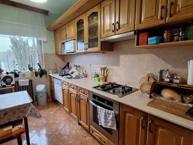 Eladó ház Aba 225 nm