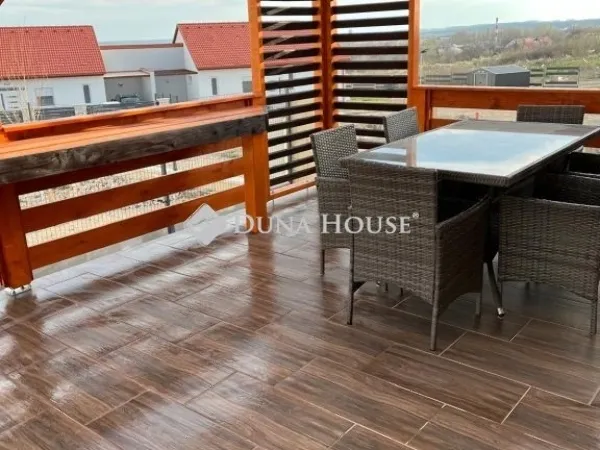 Eladó ház Várpalota 101 nm