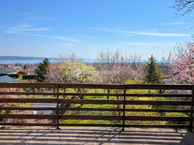 Eladó üdülő és hétvégi ház Balatonalmádi 95 nm