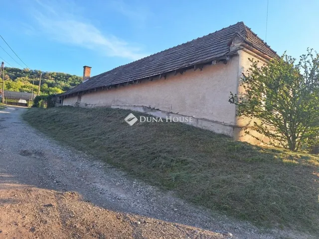 Eladó ház Neszmély 40 nm