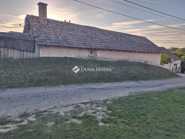 Eladó ház Neszmély 40 nm