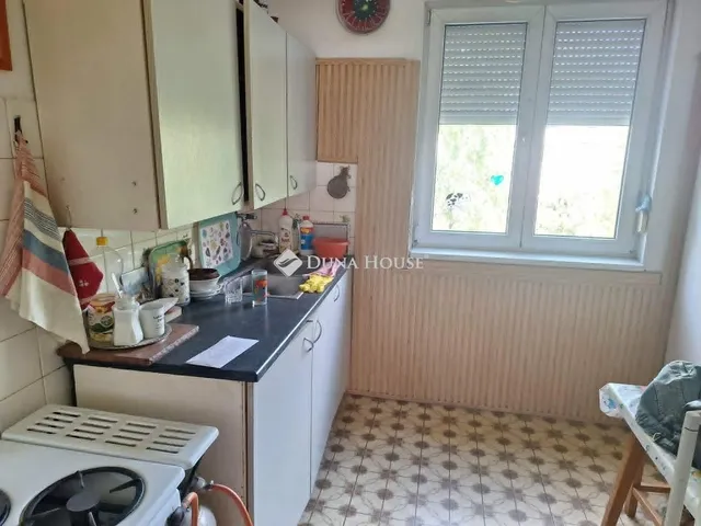 Eladó lakás Tata 61 nm