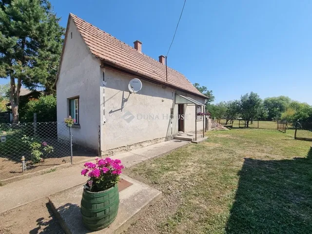 Eladó ház Pákozd 49 nm