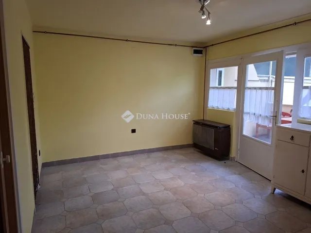 Eladó nyaraló Gárdony 45 nm
