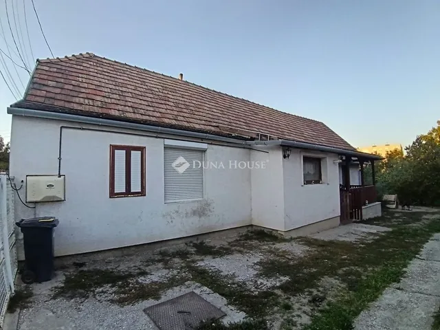 Eladó ház Mór 78 nm
