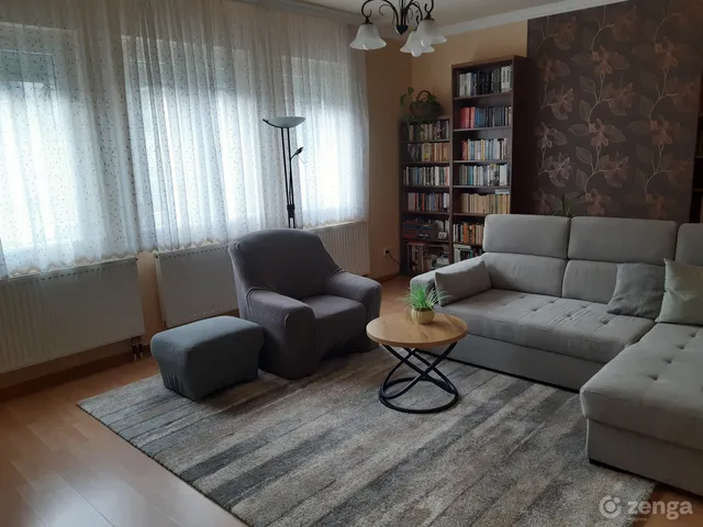 Eladó ház Debrecen, Úrrétje 163 nm