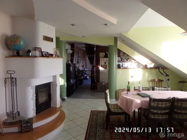 Eladó lakás Dunaújváros, Technikum városrész 108 nm