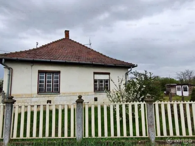 Eladó ház Nagydobos 72 nm