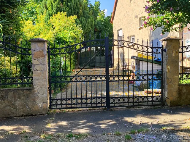 Eladó ház Kaposvár, Toponár 300 nm