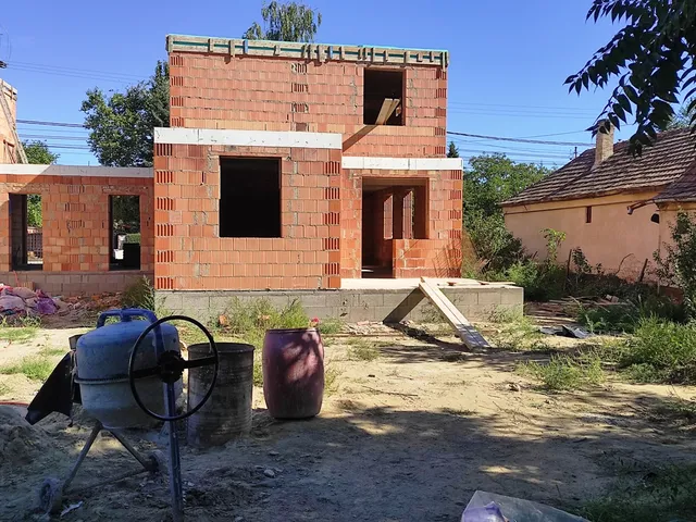 Eladó ház Őrbottyán 131 nm