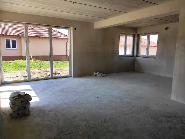 Eladó ház Vácrátót 140 nm