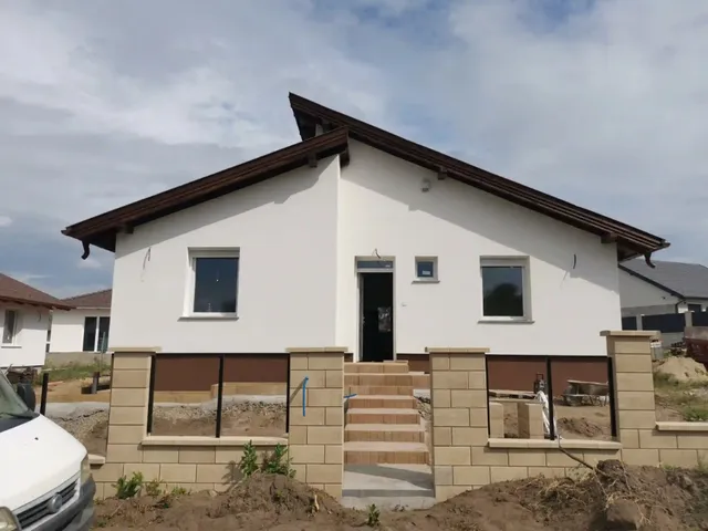 Eladó ház Vácrátót 97 nm