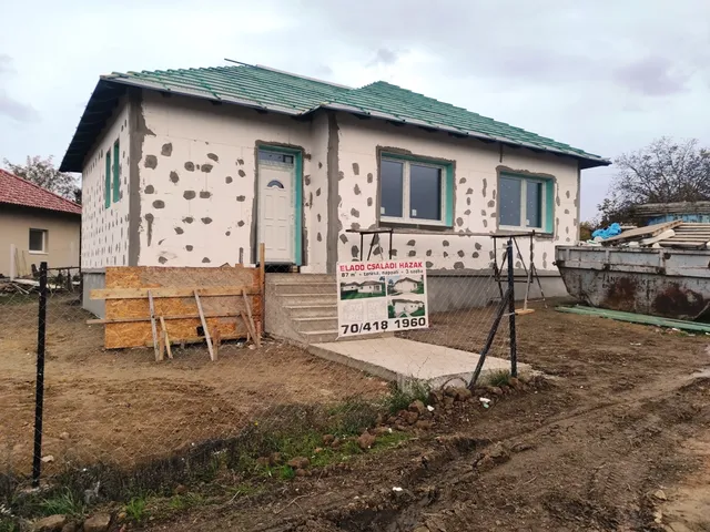 Eladó ház Vác 93 nm