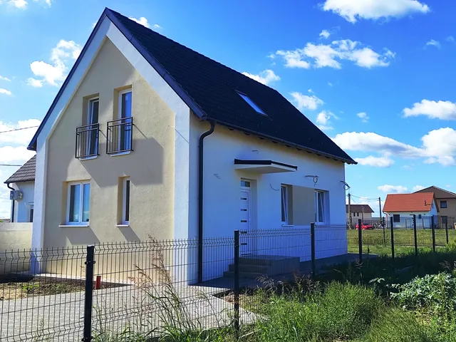 Eladó ház Vácrátót 102 nm