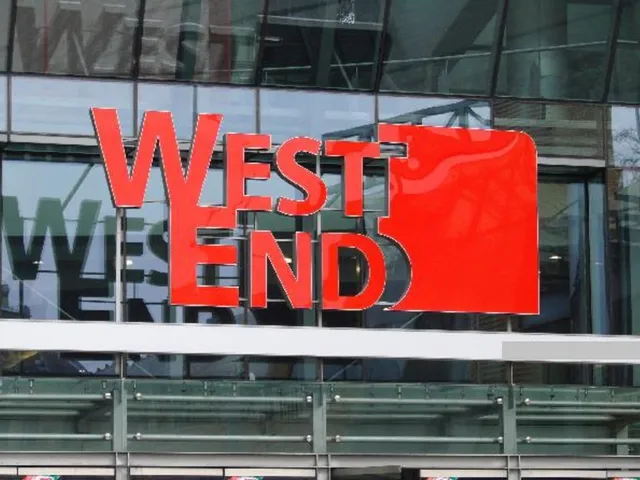 Eladó kereskedelmi és ipari ingatlan Budapest VI. kerület, Nagykörúton kívüli terület 44 nm